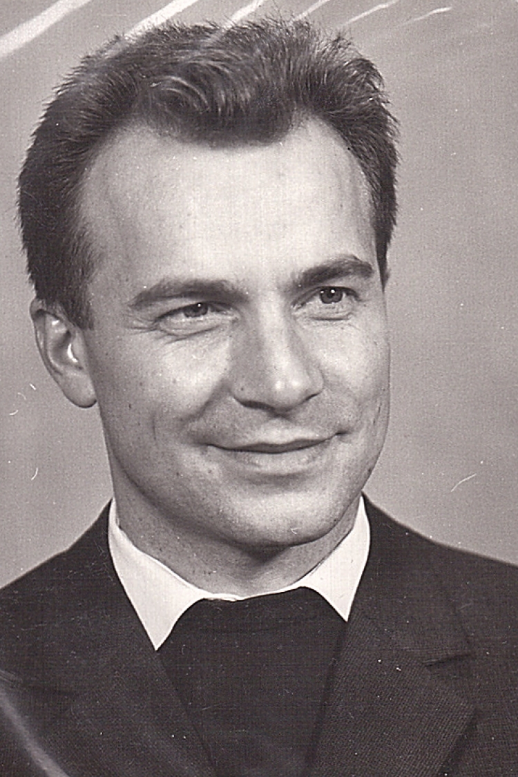 Absolvent teologickej fakulty jún 1966